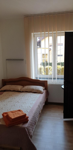 Bedroom 4, CRIZANTEMA, Livadia