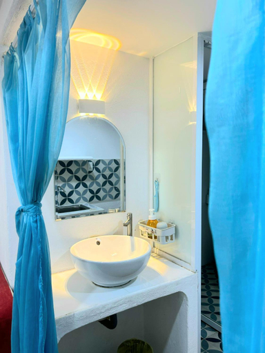 Bathroom 3, VYA homestay Hue, Huế