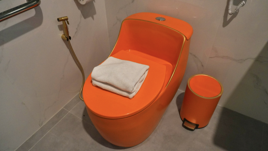 bathroom 30