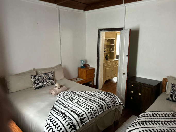 Bedroom 2, Kromrivier Farm Stays, Cacadu