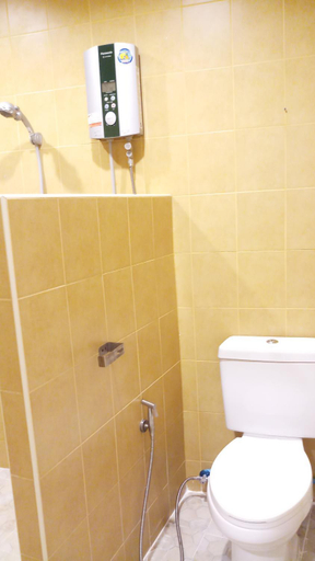 Bathroom 2, Aquaman @chalong pier, Phuket Island