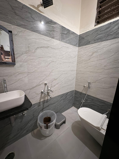 Bathroom 3, Hotel chaitanya, West Nimar