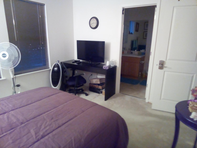 Others 2, Room in Campbell with Own Bthrm, Santa Clara