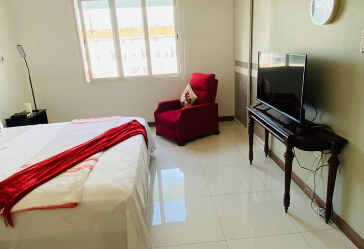 Room 3, 1 Bedroom Mountain Retreat New Kingston