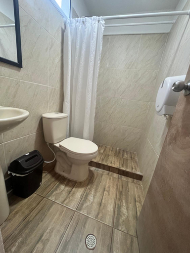 Bathroom 3, Hotel Playarena, Tolú