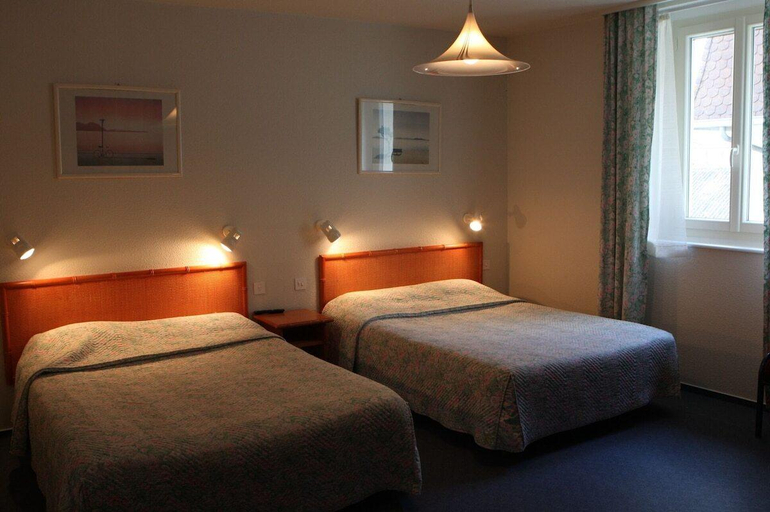 Bedroom 2, Les Portes Du Cantal, Cantal