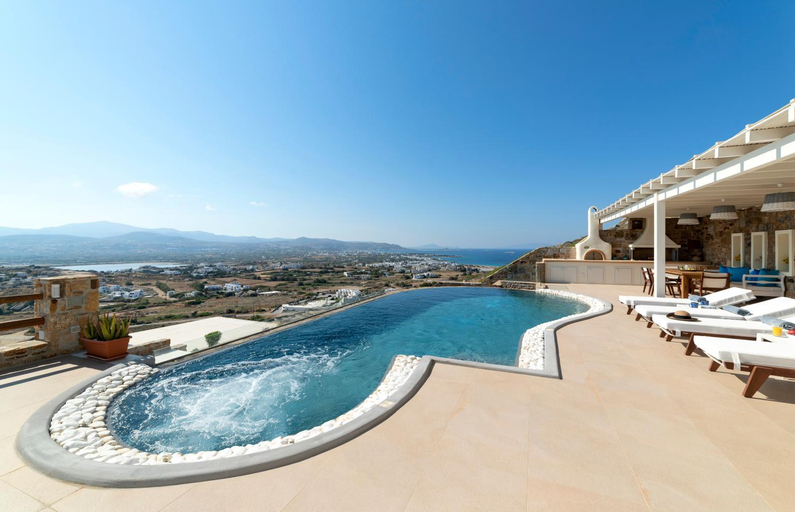 Sport & Beauty 5, Naxos Rock Villas, South Aegean
