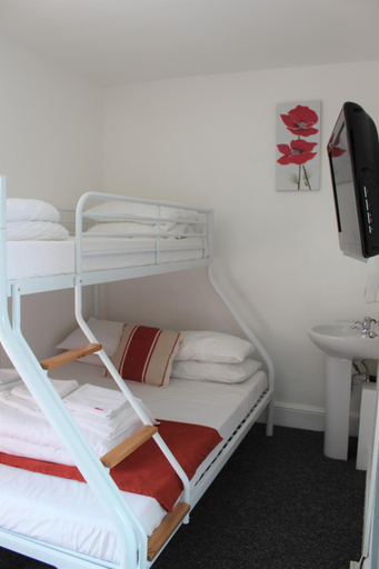 Bedroom 2, Backpackers Blackpool - Family friendly, Blackpool