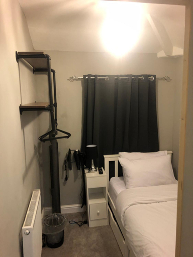 3, Cozzy Living, Leeds