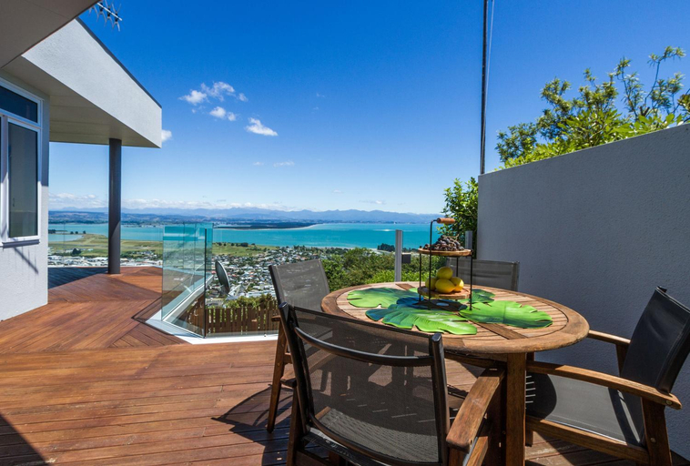 Others 5, Tasman Bay Villa, Nelson