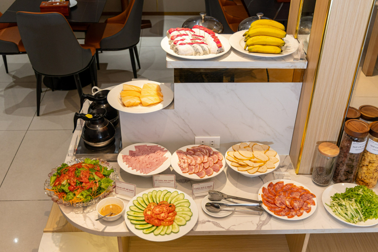Food & Drinks 5, A25 Hotel - 277 Le Thanh Ton, District 1