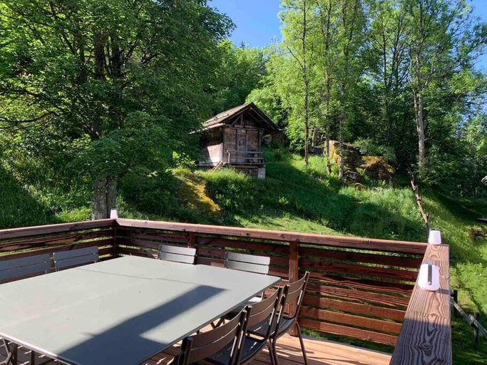 Surrounding environment 3, Superbe CHALET (14 personnes) & SAUNA au pied du Mont Blanc, Haute-Savoie