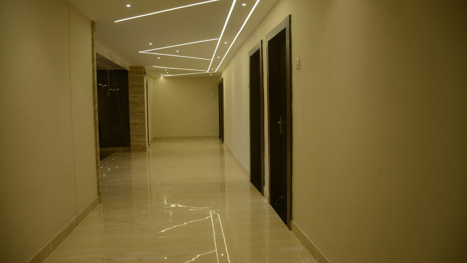 Lobby 5, Hotel Bharat, Kota