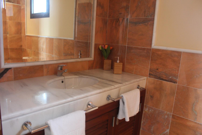 Bathroom 2, VILLA RAQUEL, Las Palmas