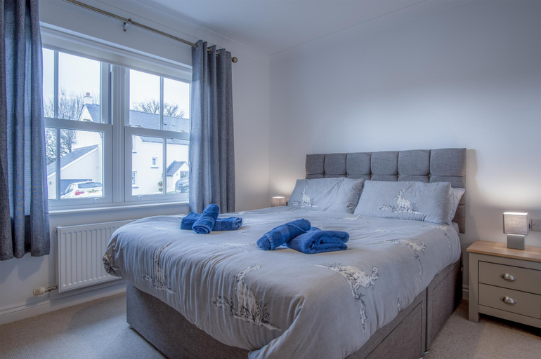 Bedroom 2, Ruby Willow's - 3 Bedroom Bungalow - Saundersfoot, Pembrokeshire