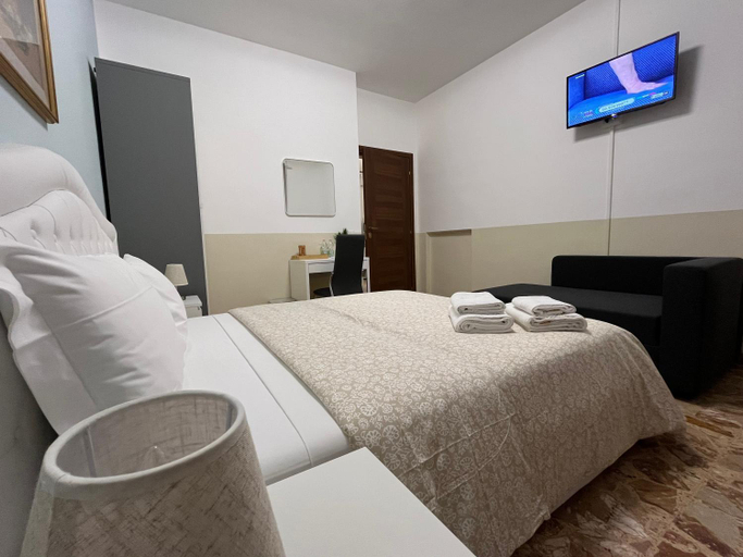 Others 5, B&B Prime Sant'Agostino, Pisa