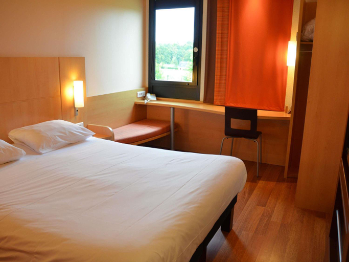 Bedroom 3, ibis Guingamp - Coeur de Bretagne, Côtes-d'Armor