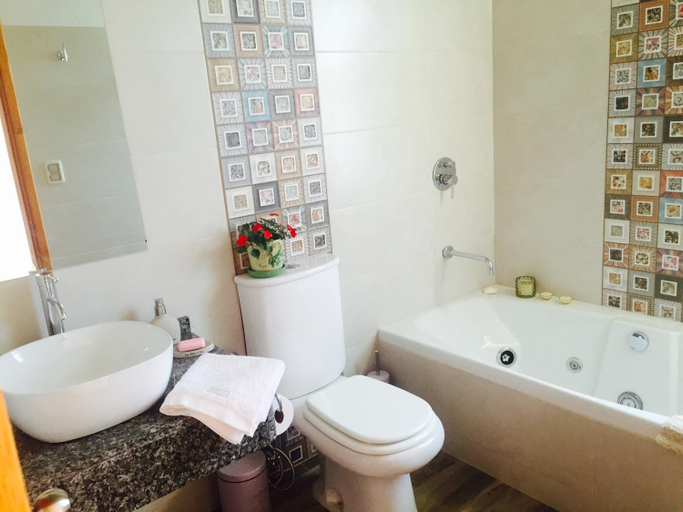 Bathroom 2, Unique Hotel & Suites, n.a289
