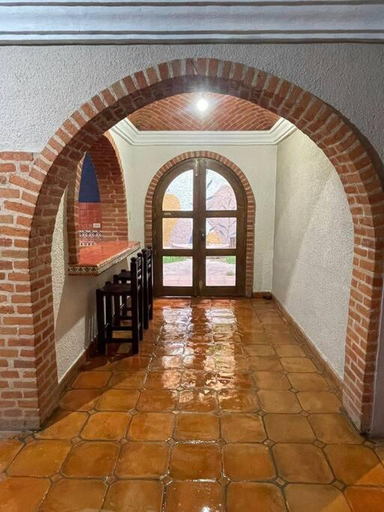 Others 5, Casa Orquidea, Allende