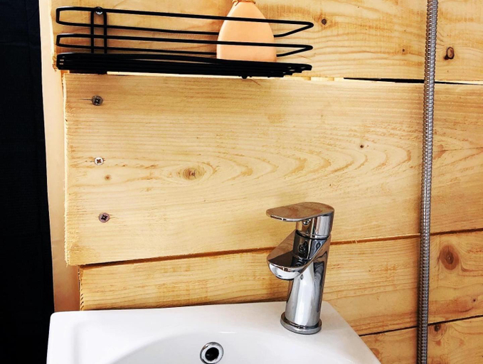 5, Stone Rose Glamping & Apartments