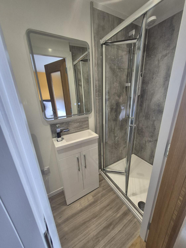 Bathroom 4, Haughton Arms Hotel, Aberdeenshire