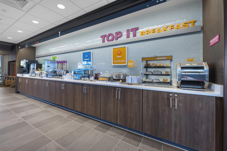 Food & Drinks 5, Tru by Hilton Cape Girardeau, Cape Girardeau