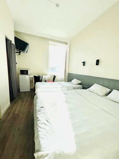 Bedroom 3, Hotel Saint Andre Gare SNCF, Puy-de-Dôme