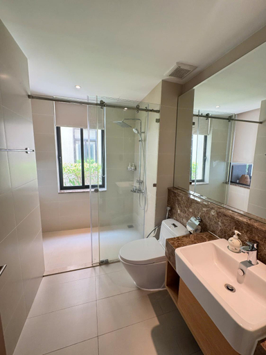 Bathroom 4, Apartment in Wyndham Garden Cam Ranh, Cam Lâm