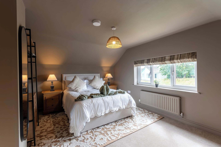 Room 3, 4 Bed Holiday Home by Guestz, Anglesey