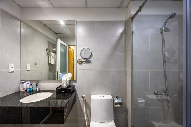 Bathroom 5, A25 Premium Hotel - 142 Bui Thi Xuan, District 1