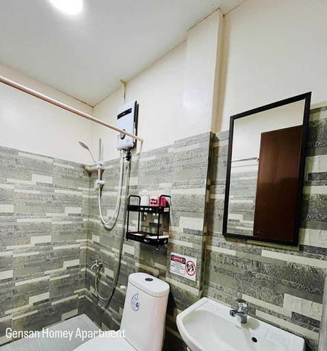Bathroom 2, Gensan Homey Apartment, General Santos City