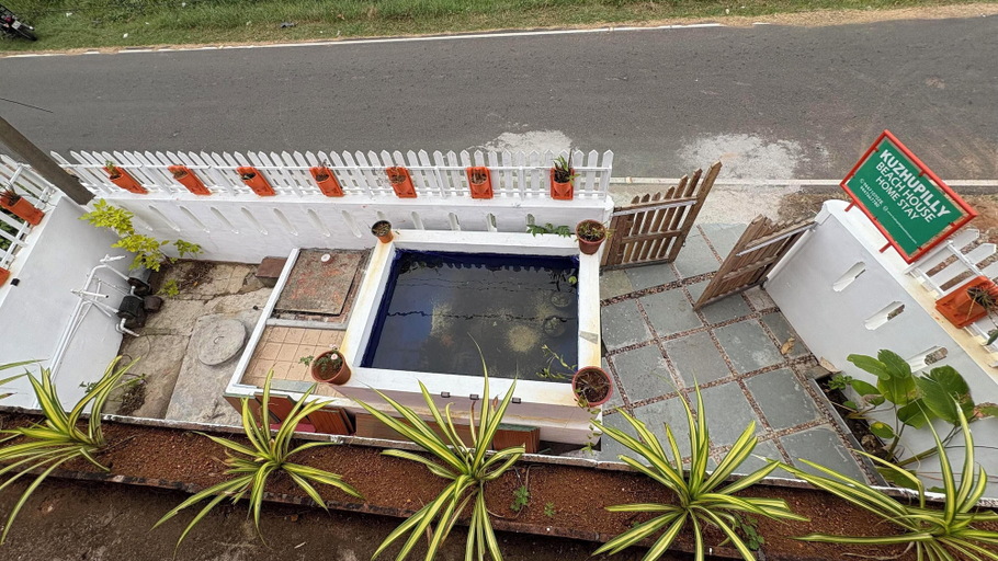 View from property 3, KUZHUPPILLY BEACH HOUSE, Ernakulam