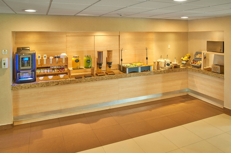 Food & Drinks 5, City Express by Marriott Zacatecas, Zacatecas