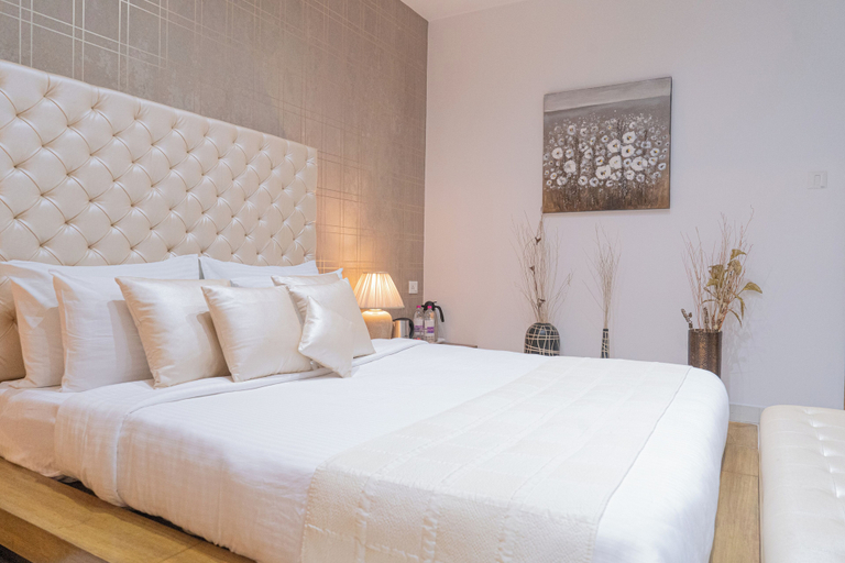 Room 4, Hotel Prachi, Khordha