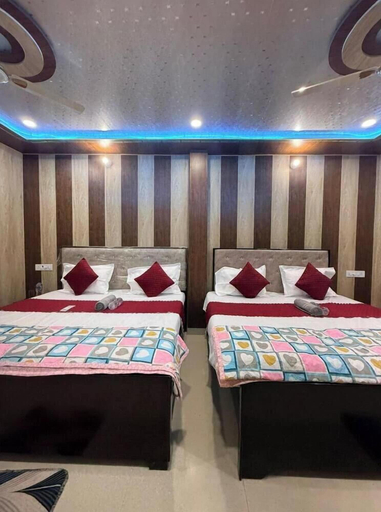 Room 4, Hotel Yash Dham, Faizabad