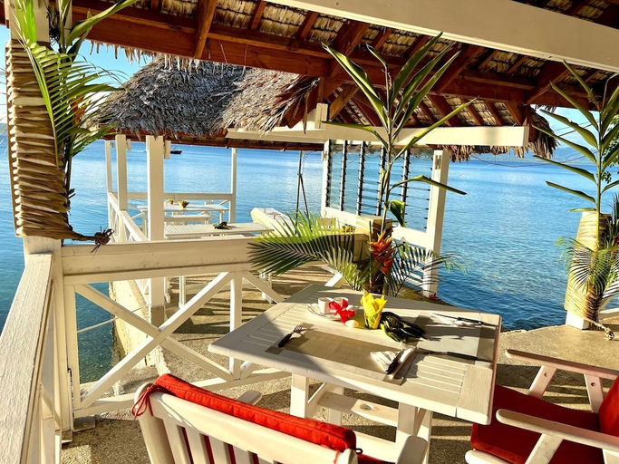 Food & Drinks 5, Coco Beach Resort, Pango