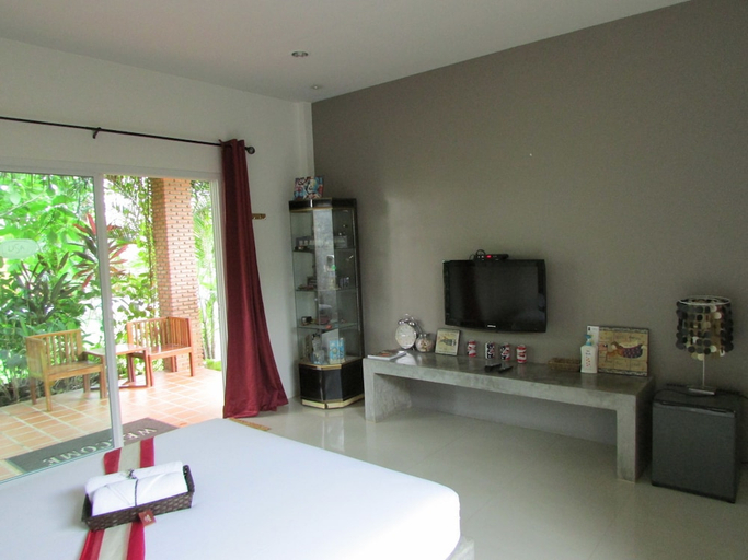 Bedroom 2, The Park Drive-Thru Check-In Resort, Thanyaburi