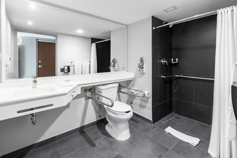 Bathroom 4, City Express by Marriott Tuxpan, Tuxpan