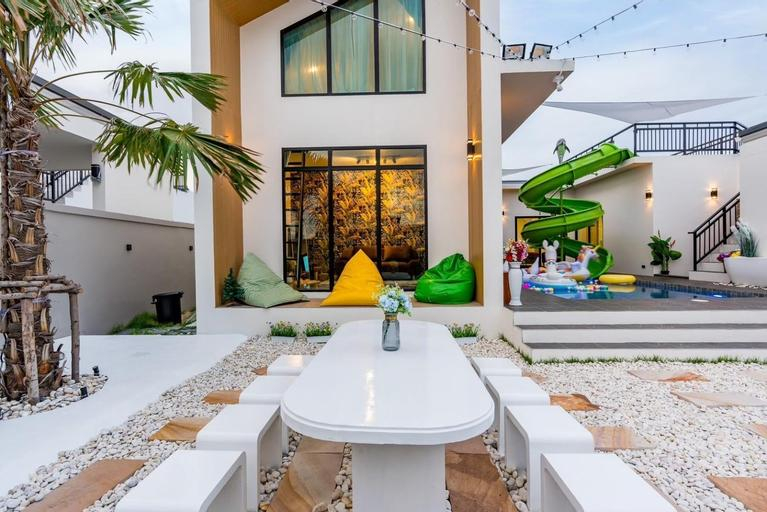 Others 5, 58/20 Pool Villa, Cha-Am