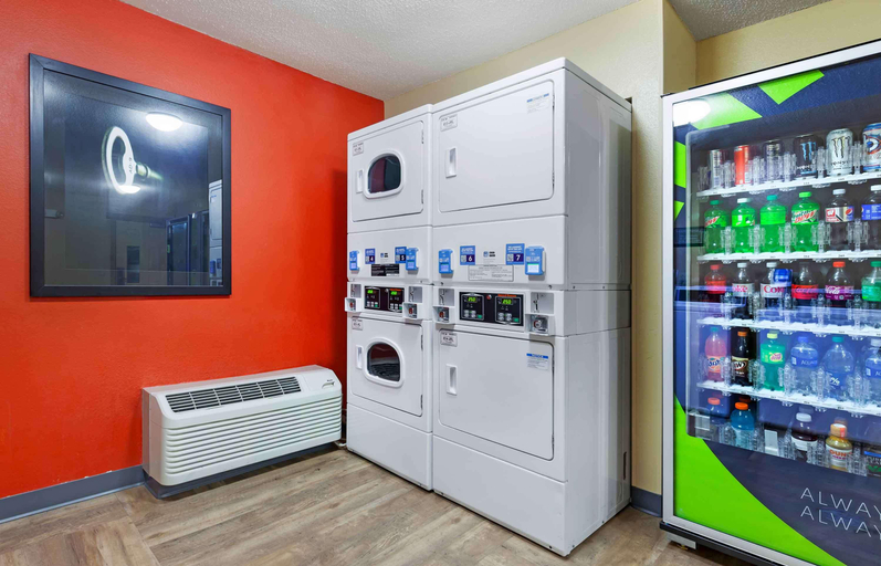 Food & Drinks 5, Extended Stay America - Madison - Old Sauk Rd., Dane