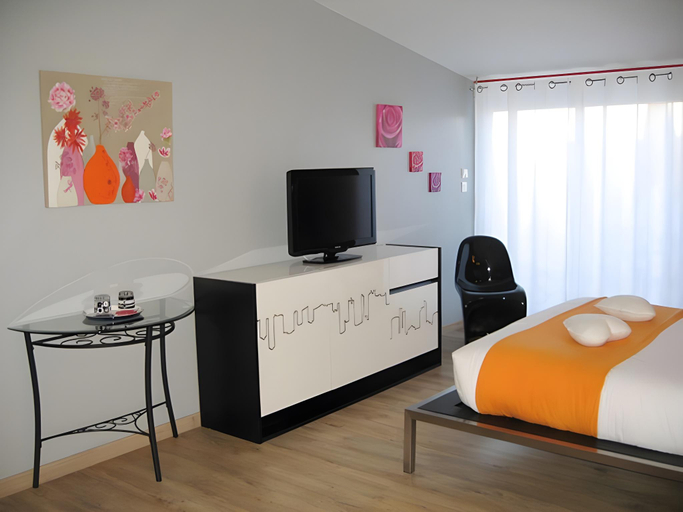 Bedroom 3, La Residence, Hérault