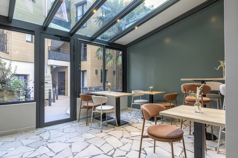 Food & Drinks 5, Best Western Montcalm, Paris