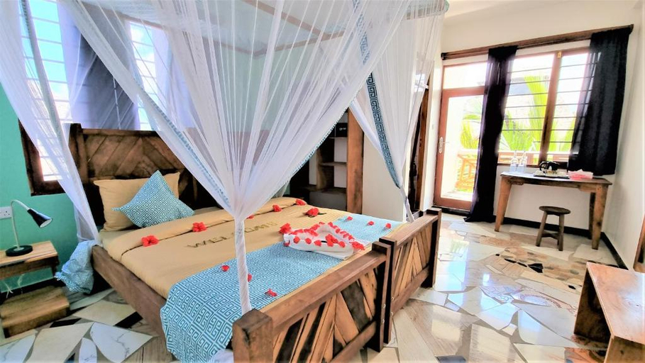 Others 4, Paradise Beach Resort, Kati