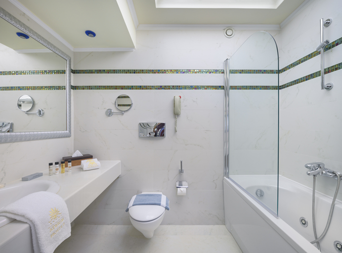 Bathroom 3, Atrium Palace Thalasso Spa Resort and Villas, South Aegean