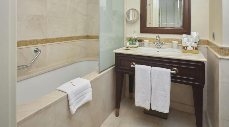 Bathroom 4, Angel's Marmaris Hotel, Marmaris