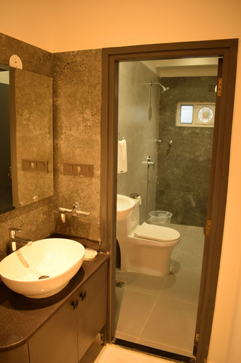 Room 5, SKYVIEW Boutique Hotel, Hyderabad