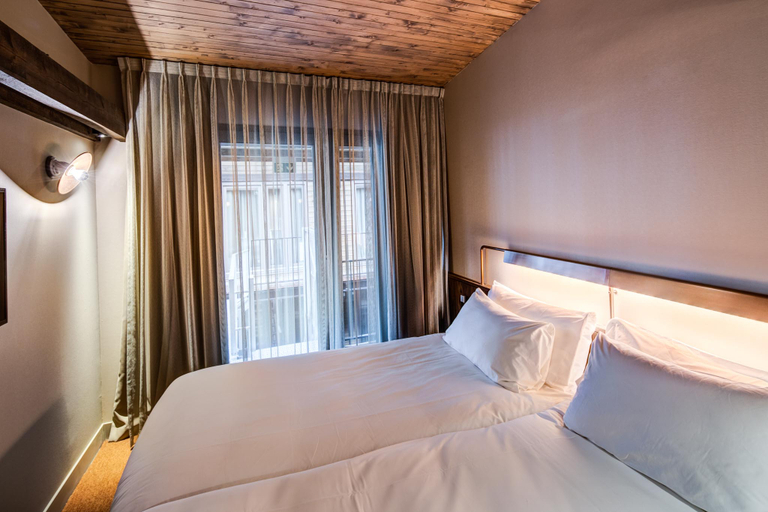 Others 5, Hotel van de Vijsel, Amsterdam