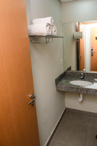 Bathroom 4, Stop Inn Cristiano Machado, Belo Horizonte