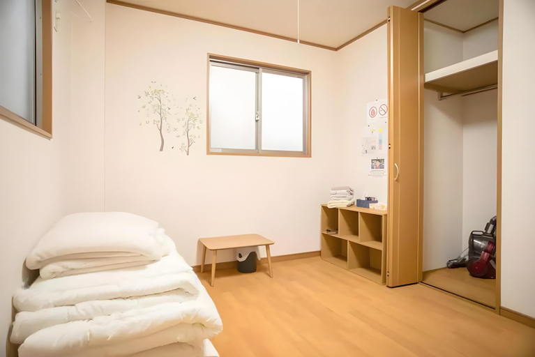 Bedroom 2, Awaza House 2, Osaka