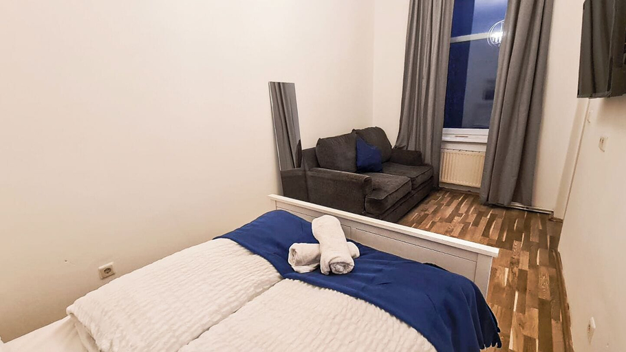 Room 5, Modern 3BR Apartment Near Stadthalle, Wien